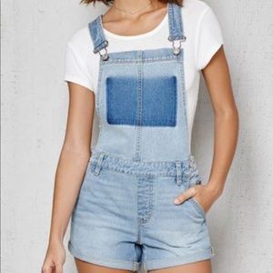 Pacsun short overalls